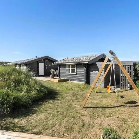 Charming Log House From 1976 Near Norlev * イェリング