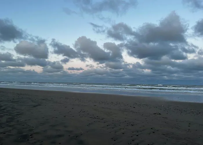 Charming Log House From 1976 Near Norlev بيت للعطل Hjørring